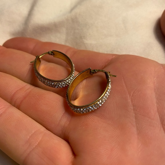 Gold plated Oval Earrings - Picture 4 of 6